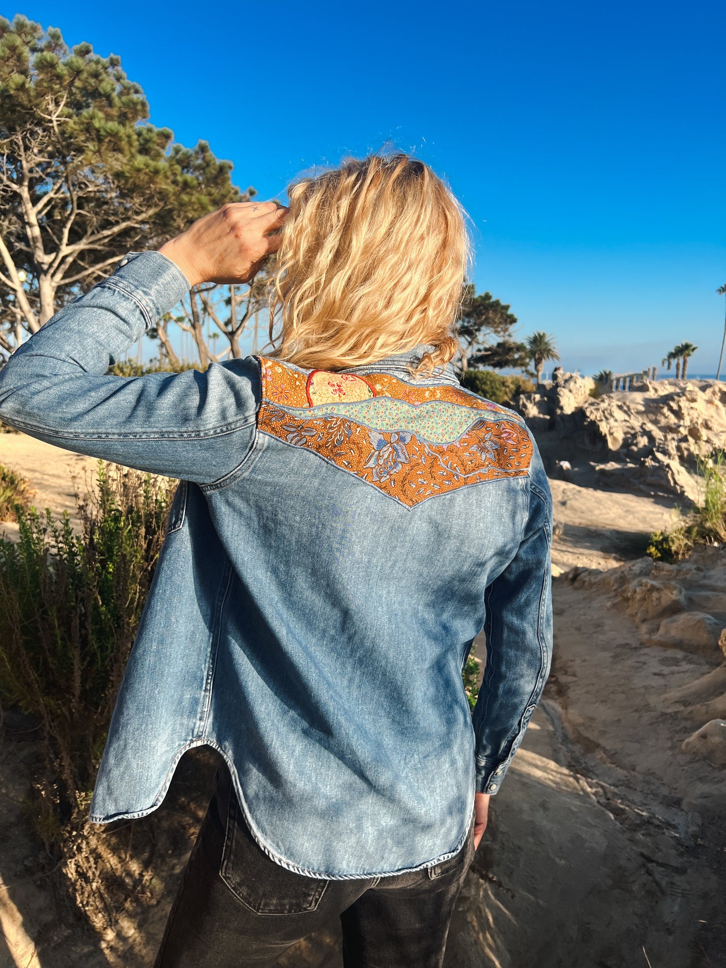 HERE COMES SUNSHINE WESTERN SHIRT