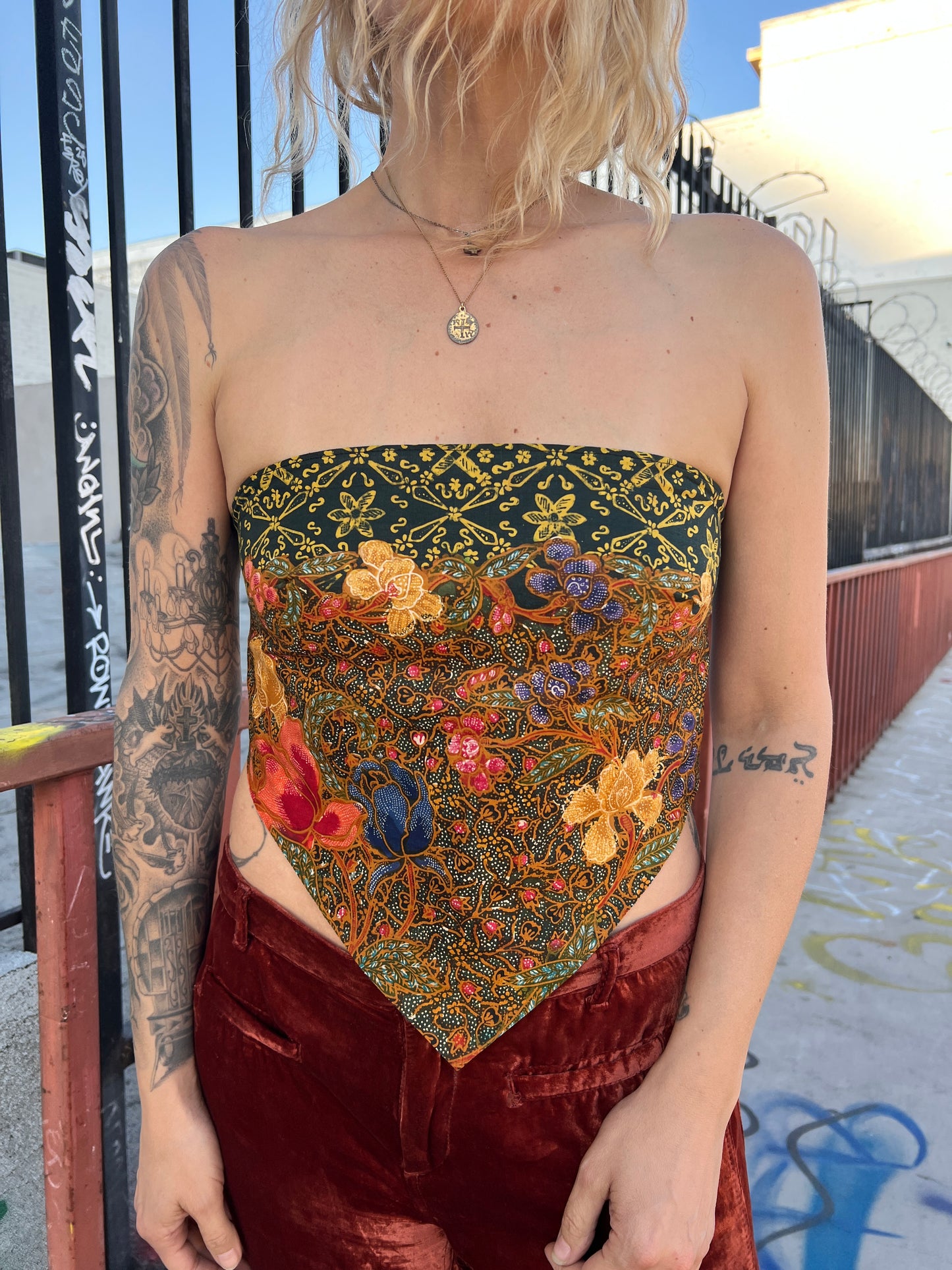 70’s BATIK BANDANA TOP