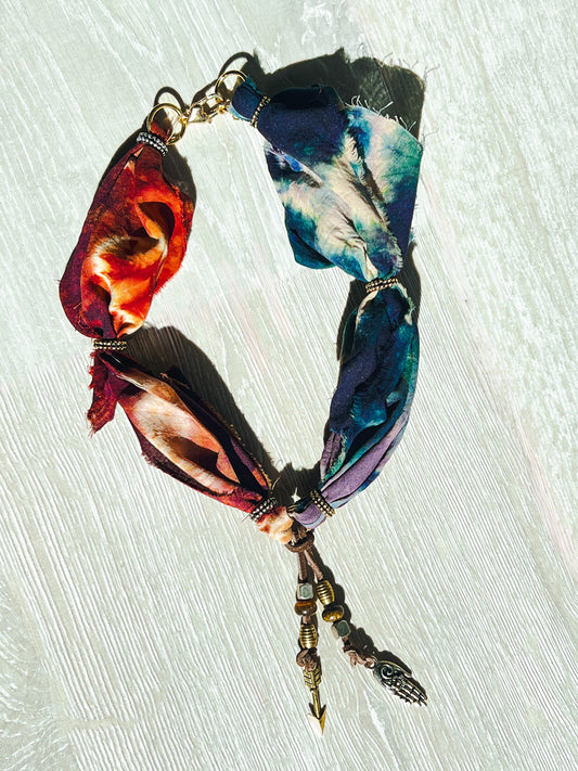 MIHITABEL GRILLCLOTH BOLO NECKLACE