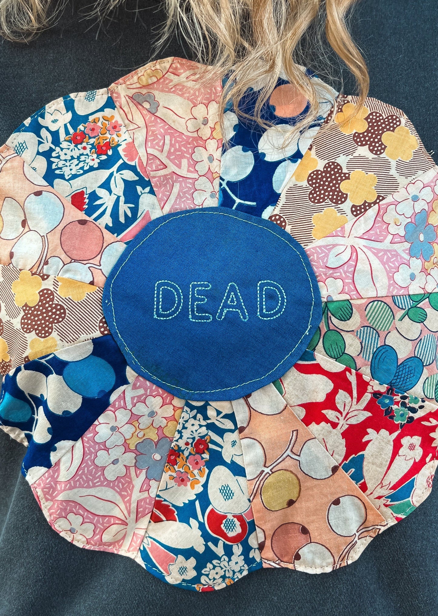 DAISY DEAD TEE (REGULAR FIT)