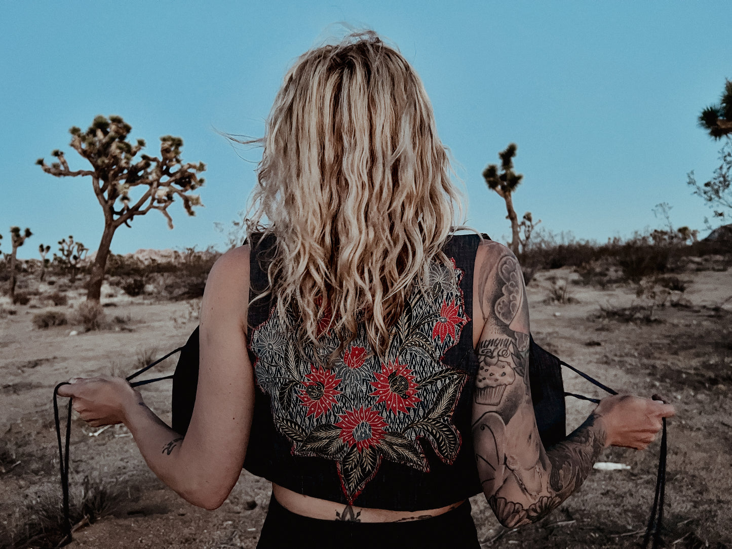 RED DAHLIA VEST