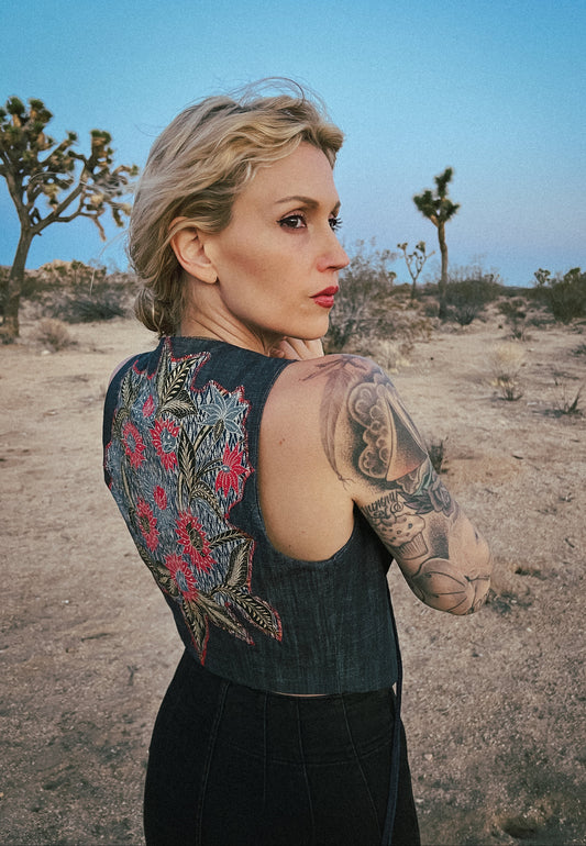 RED DAHLIA VEST