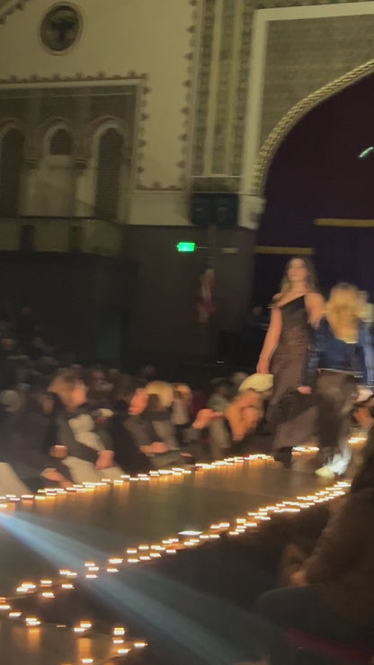 'BLACK THROATED WIND'