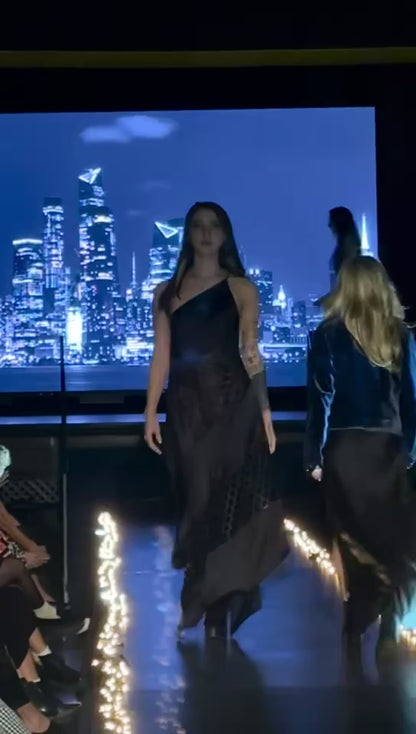 'BLACK THROATED WIND'